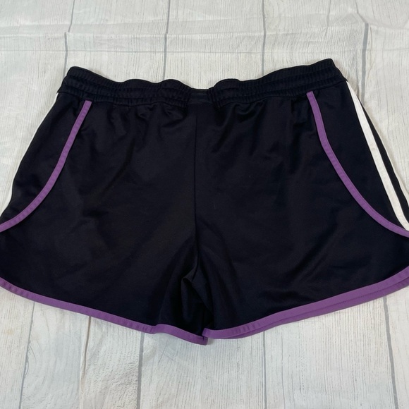 Y2K adidas track pull on elastic waistband shorts woman’s size L black purple - Picture 13 of 13